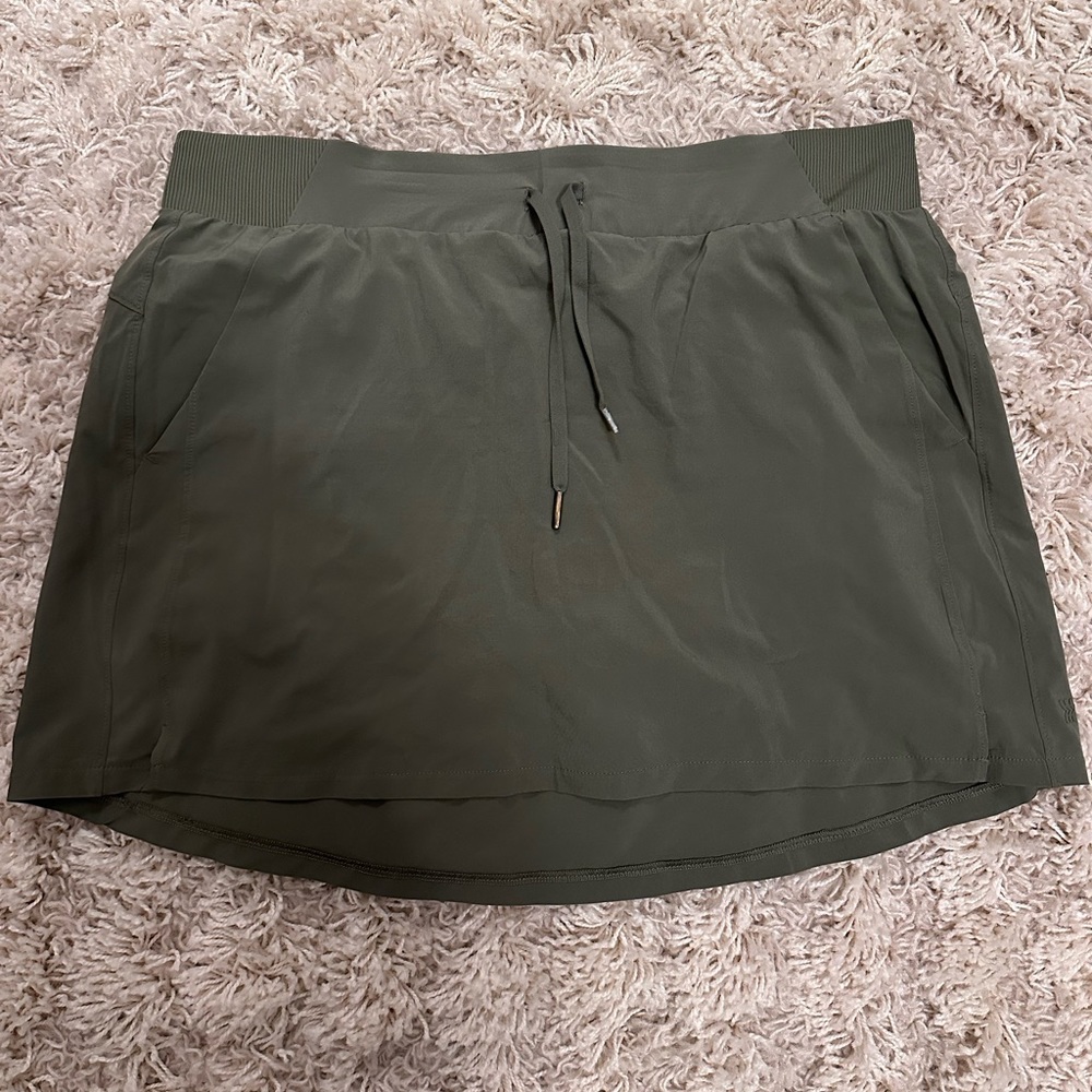 Women’s Skort